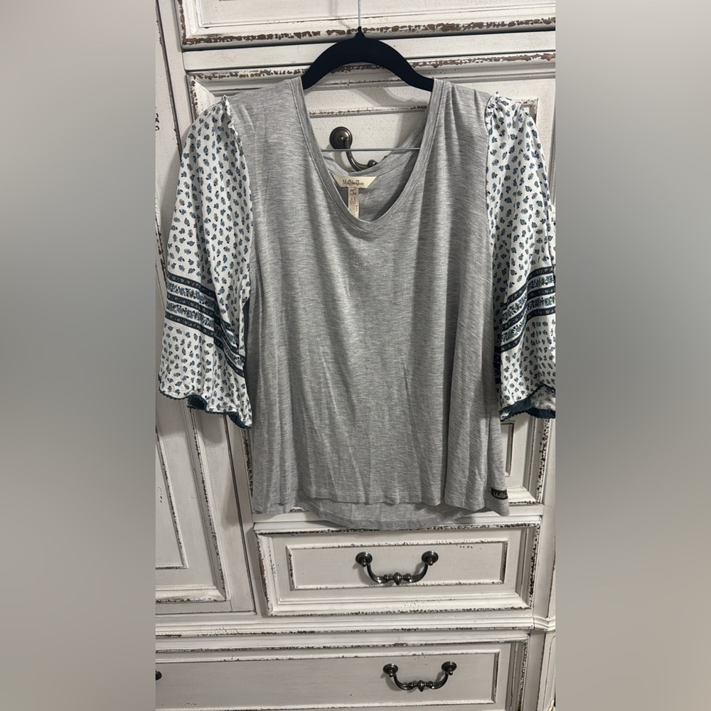 Matilda Jane Gray Blouse with 3/4 Sleeves and Relaxed Fit